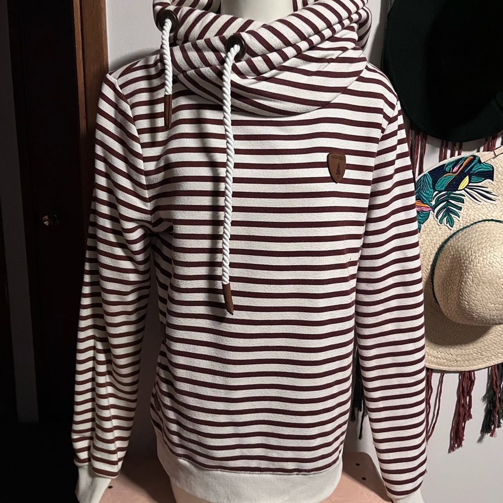 Wanakome hoodie large